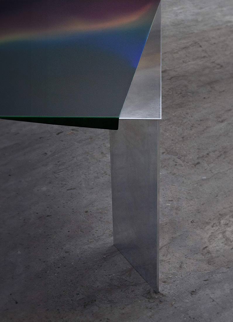 aluminum-table-button